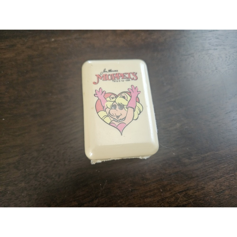 Vintage‎ Muppets Miss Piggy Travel Size Soap and Container 1988 Collectible Fun